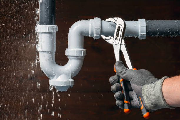 Professional Gas Line Repair technician working in Arlington, NE